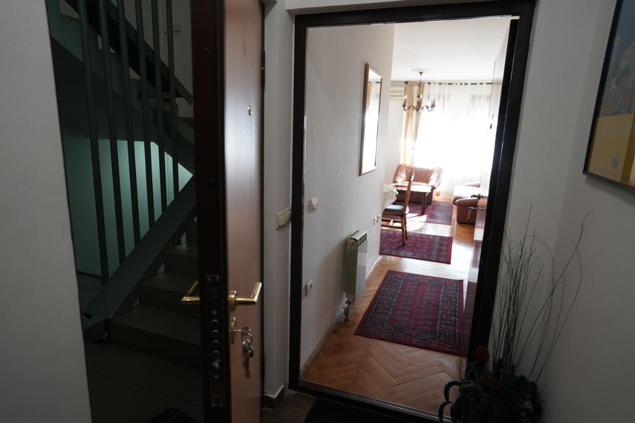 Rajana , Beograd - Hram Svetog Save Apartman Kültér fotó
