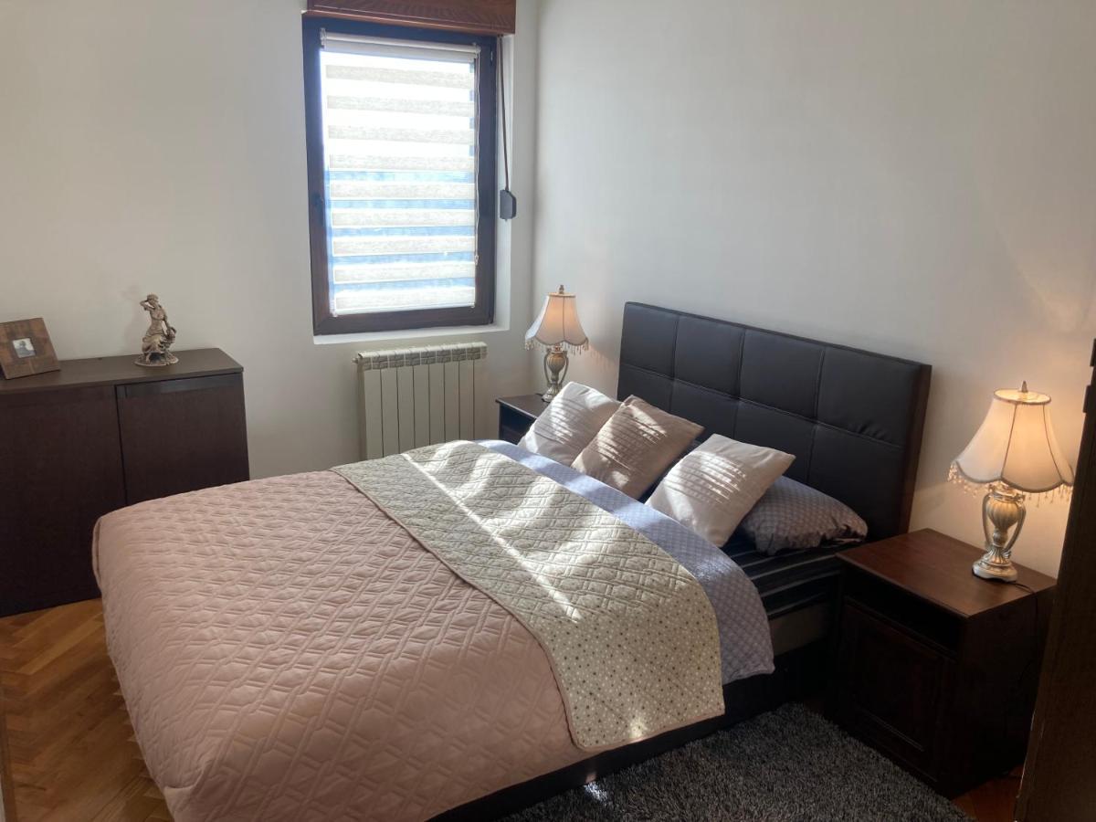 Rajana , Beograd - Hram Svetog Save Apartman Kültér fotó